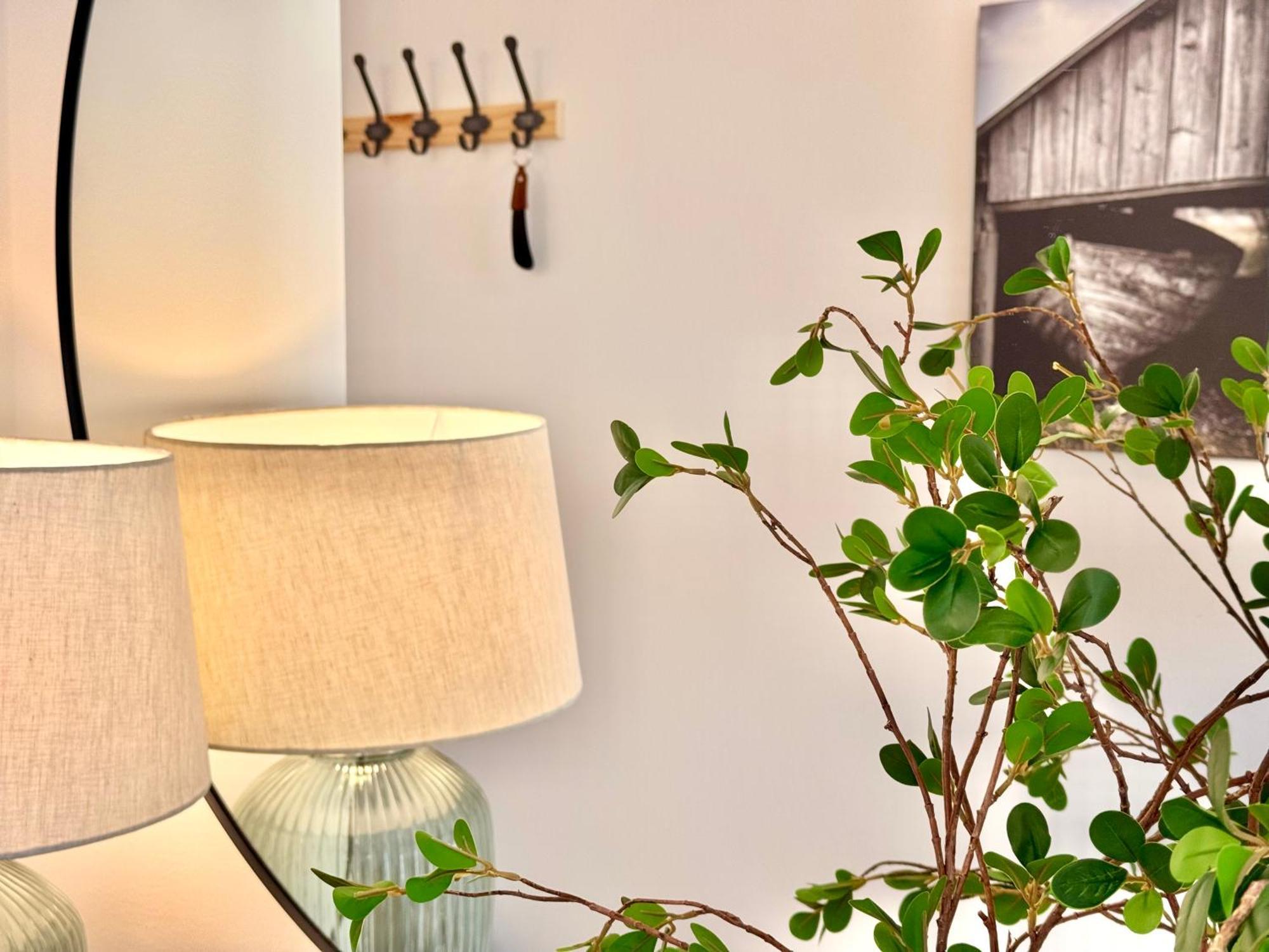 Flair Apartments Vorarlberg - Stilvolles Wohnen Nahe Bodensee & Alpen - Kueche, Balkon & Gratis Parkplatz Bregenzi járás Kültér fotó